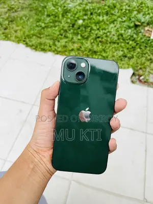 Apple iPhone 13 128 GB Green