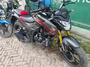 New Honda Hornet 2026 Black