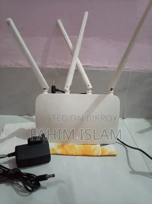 Tenda (4 Antenna) Router
