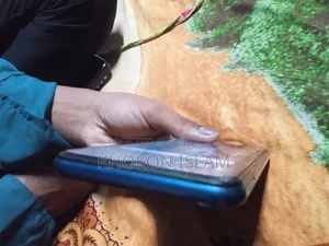 Vivo Y11 32 GB Blue