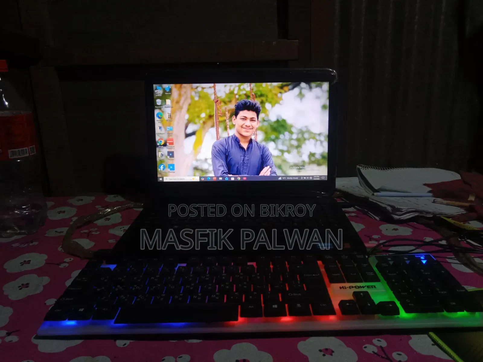 ল্যাপটপ ডেল ইন্সপিরন ডুও ৪জিবি ইন্টেল কোর আই৩ এসএসডি ৫১২জিবি