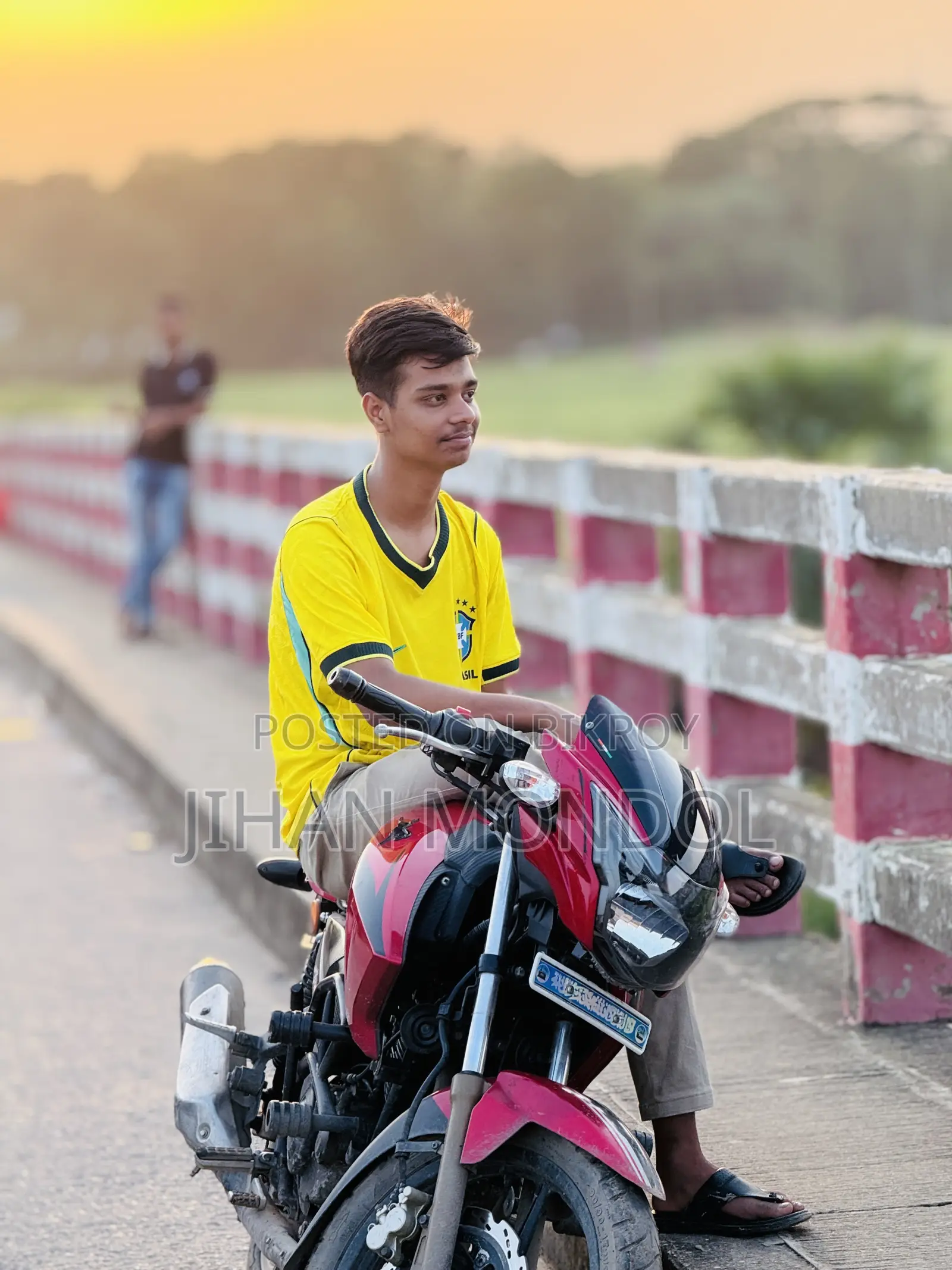 TVS Apache RTR 160 2V 2022 লাল