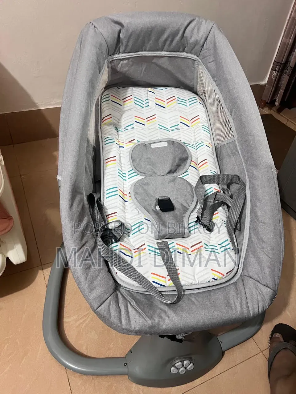 Mastela 3-in-1 Baby Swing Bassinet | Like New