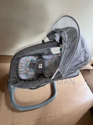 Mastela 3-in-1 Baby Swing Bassinet | Like New