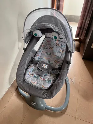 Mastela 3-in-1 Baby Swing Bassinet | Like New