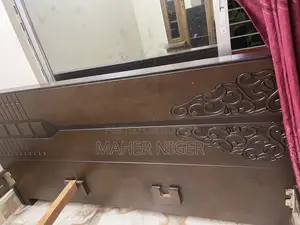 6 feet Bed