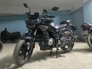 New Hero Xtreme 125R 2025 Black