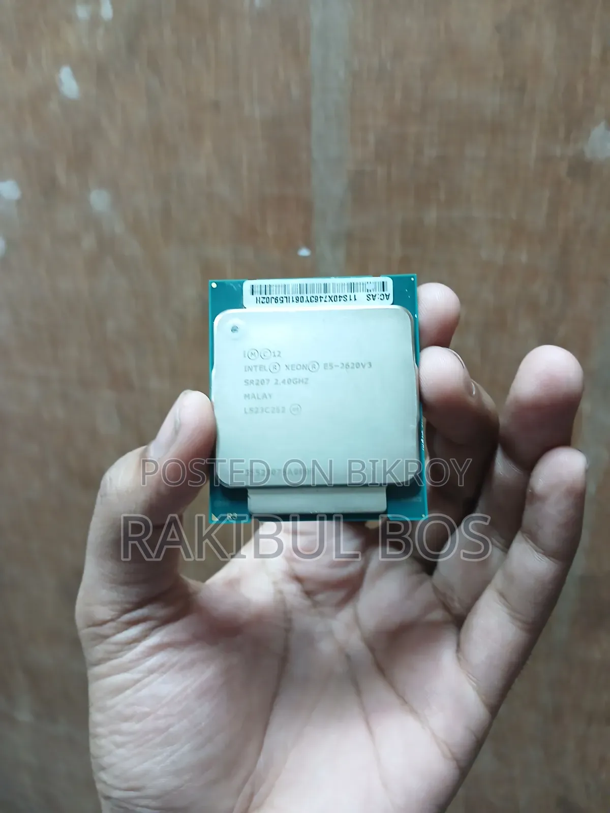 Intel Xeon Processor E5-2620 V3