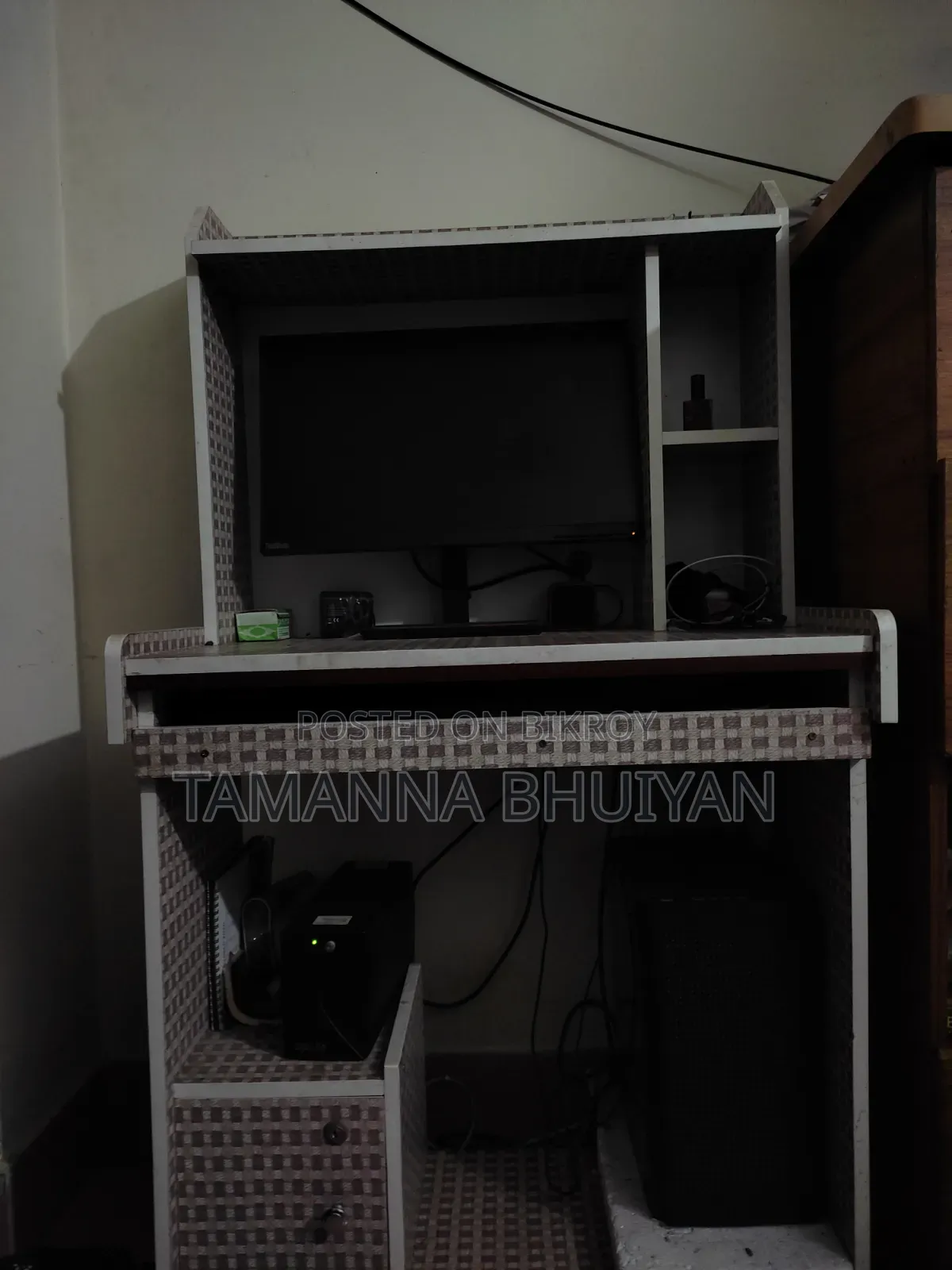 Computer Table
