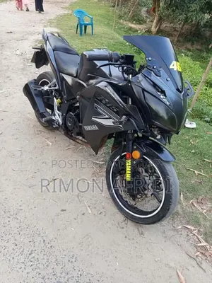 Yamaha R1 2018 Black