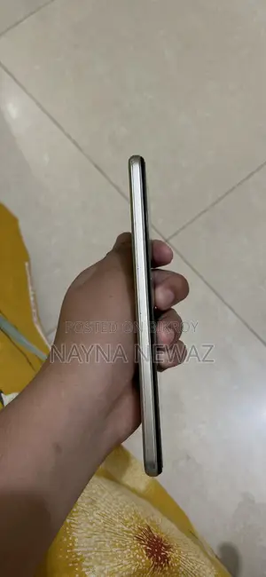 Vivo Y33s 128 GB Rose Gold