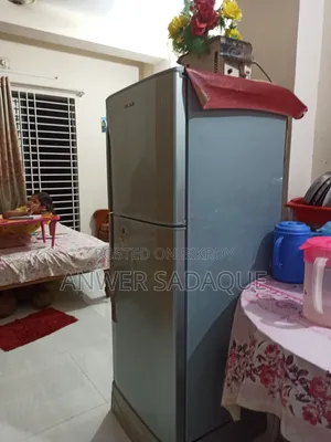 Hitachi Fridge