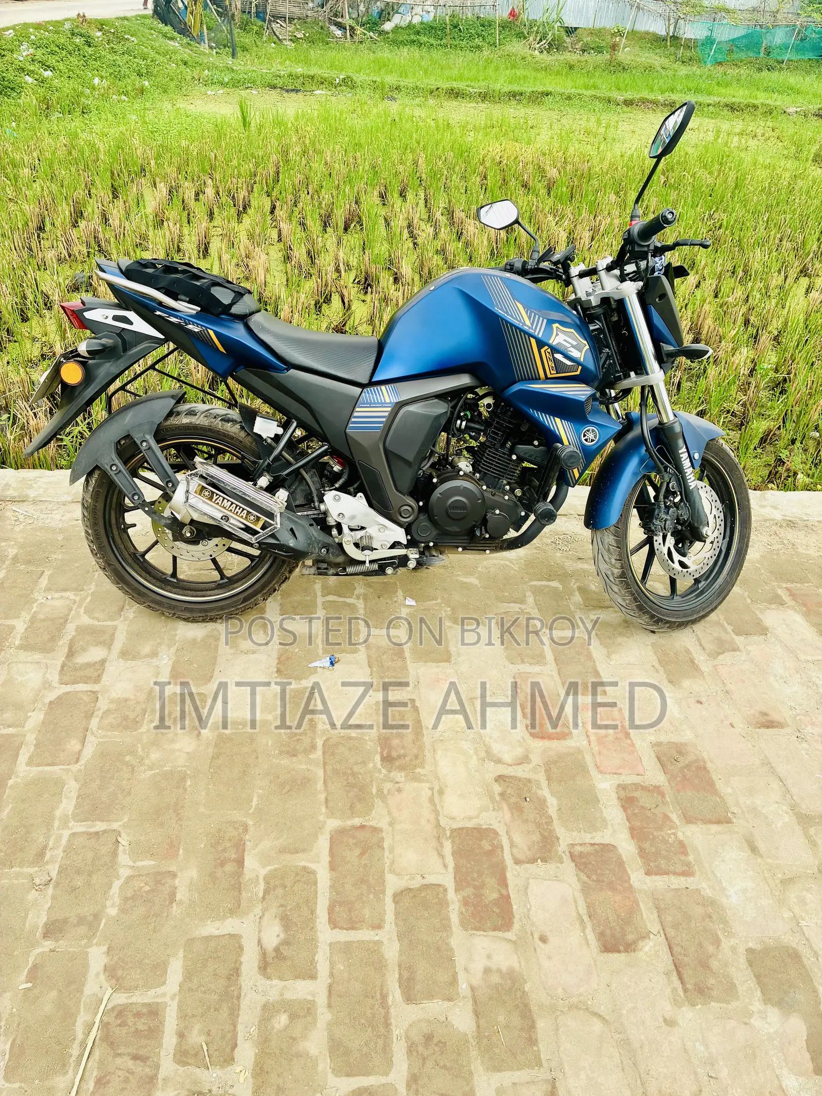 ইয়ামাহা এফজেড ২০২৫ নীল