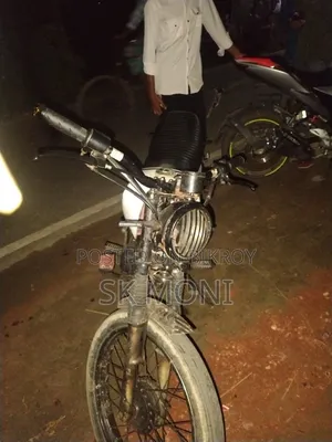 Honda CB 2014 White