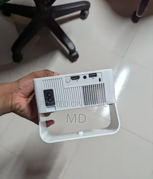 T1 Pro Projector