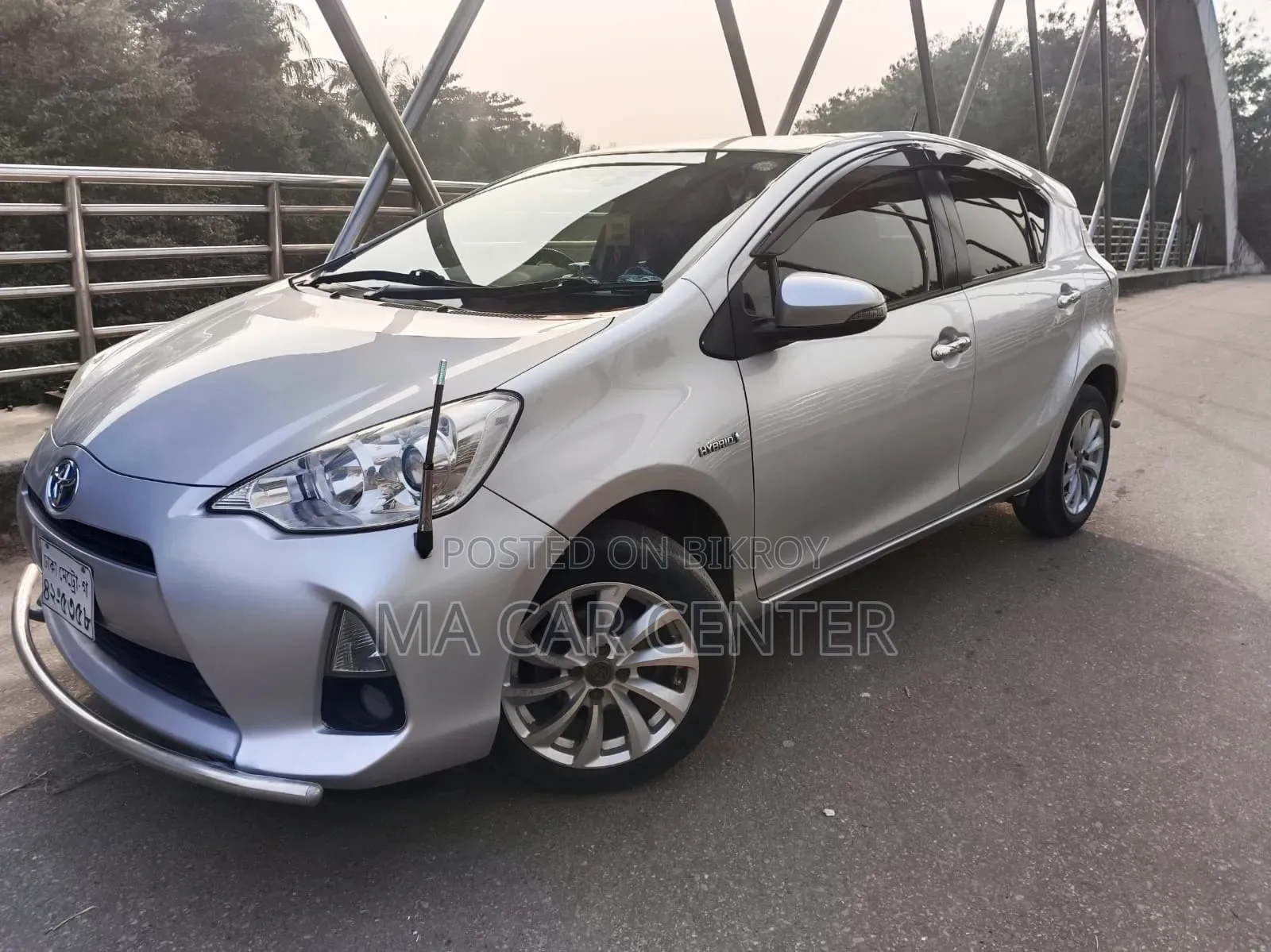 Toyota Aqua 2013 Silver