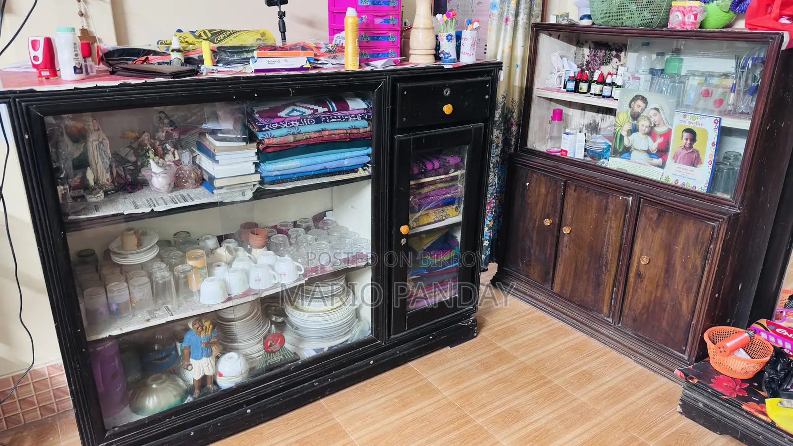 Dressing Table and Showcase