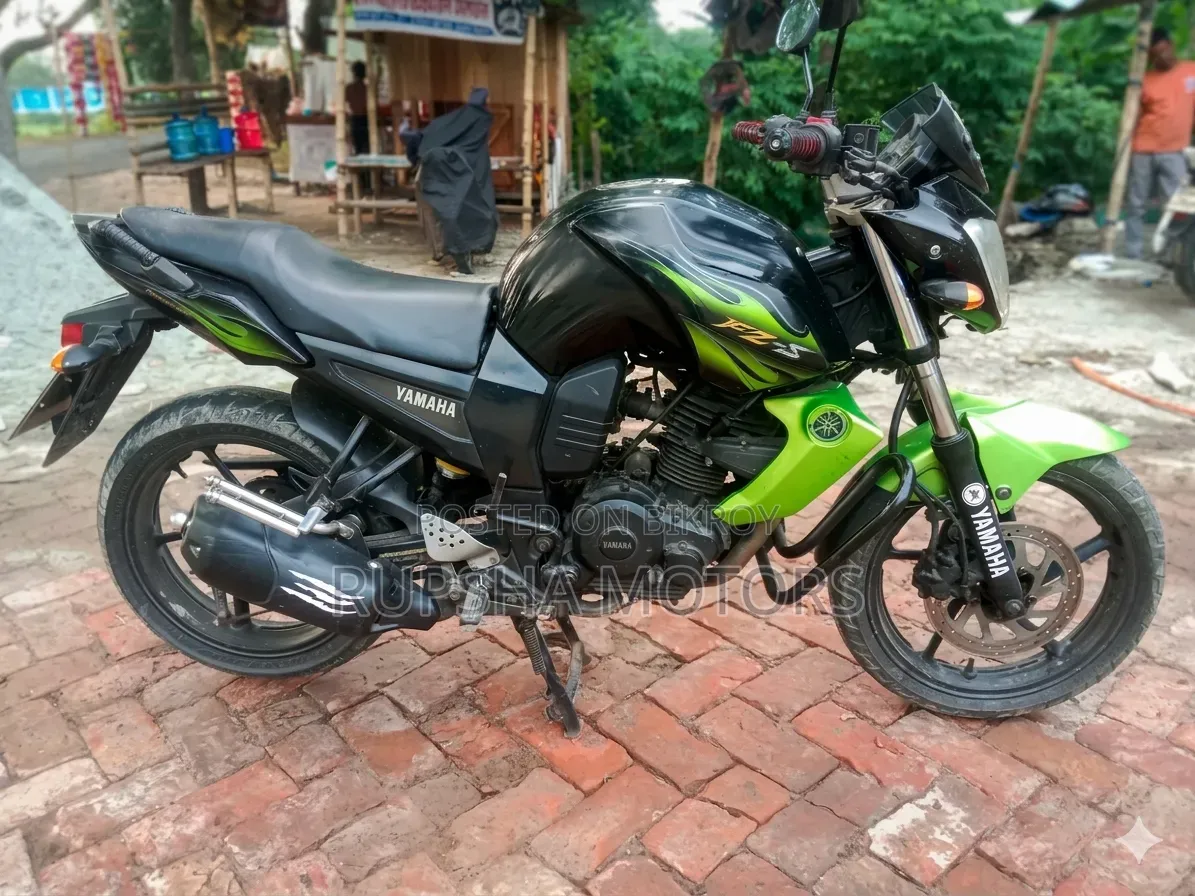 Yamaha FZ6 2011 Black
