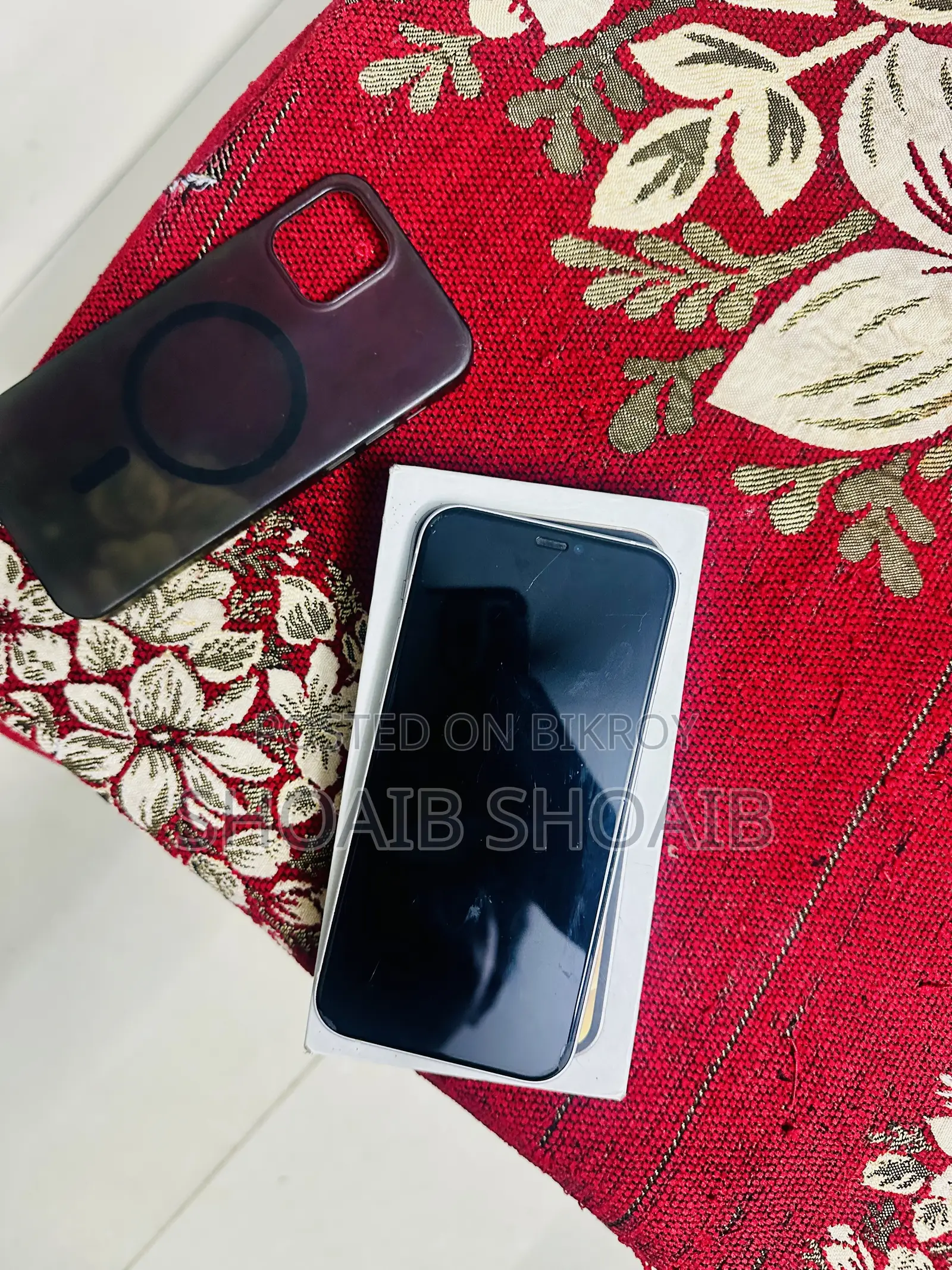Apple iPhone 12 64 GB White