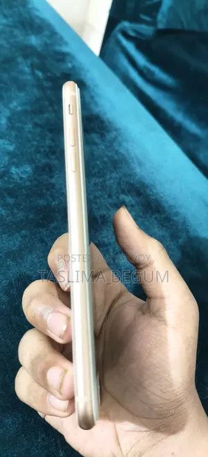 Apple iPhone 8 Plus 64 GB Gold
