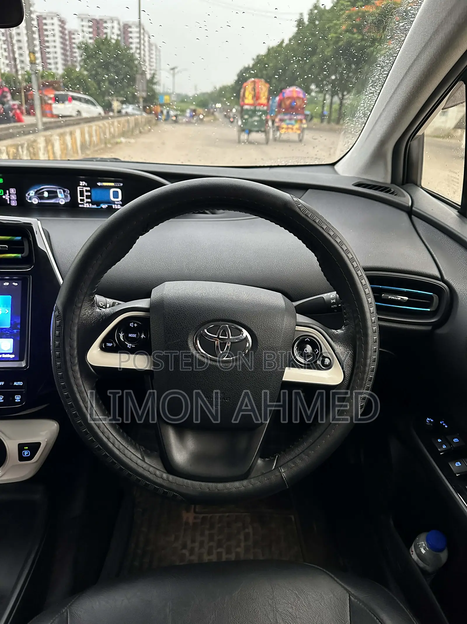 টয়োটা প্রিয়াস ২০১৭ সিলভার