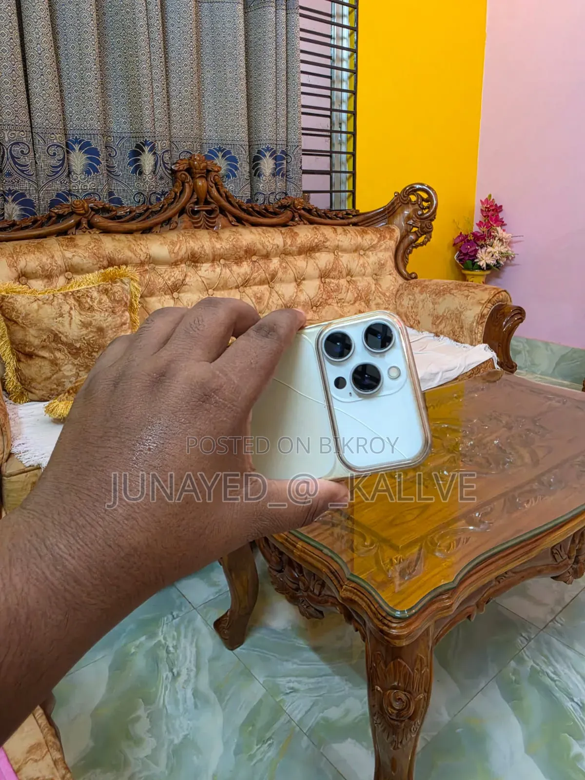 Apple iPhone XR 64 GB White