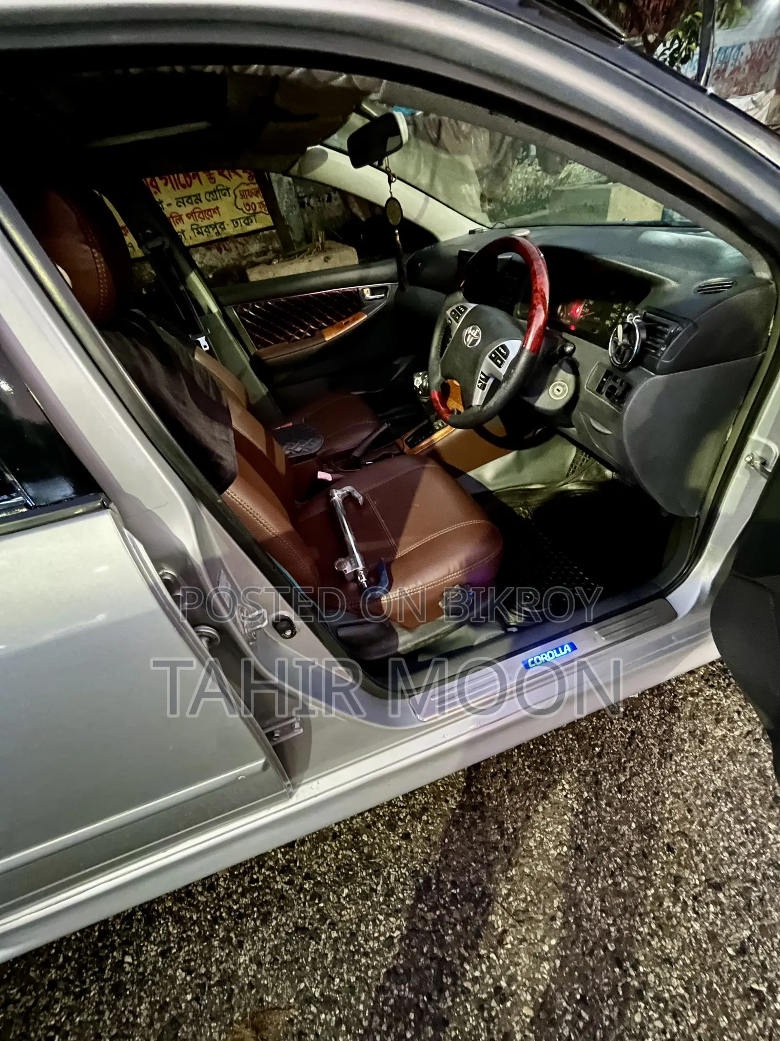 Toyota Corolla Sedan Automatic 2004 Silver