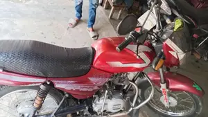 Bajaj CT 100 2012 Red
