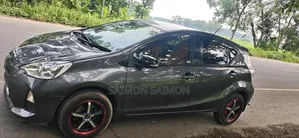 Toyota Aqua 2014 Gray