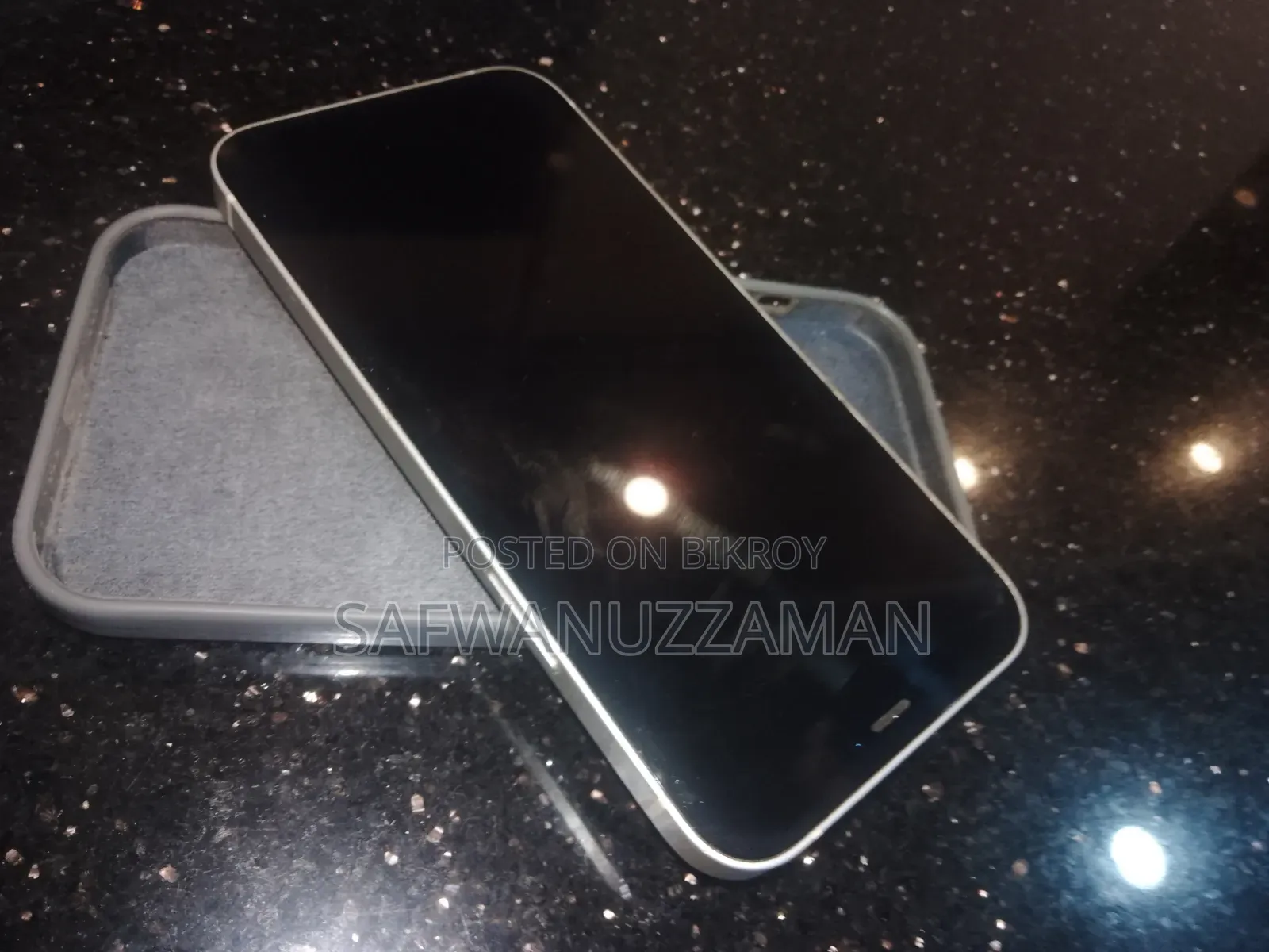 Apple iPhone 12 64 GB White
