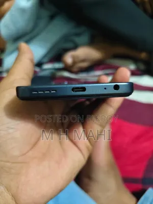 ইনফিনিক্স স্মার্ট ১০ প্লাস ১২৮ জিবি ব্ল্যাক