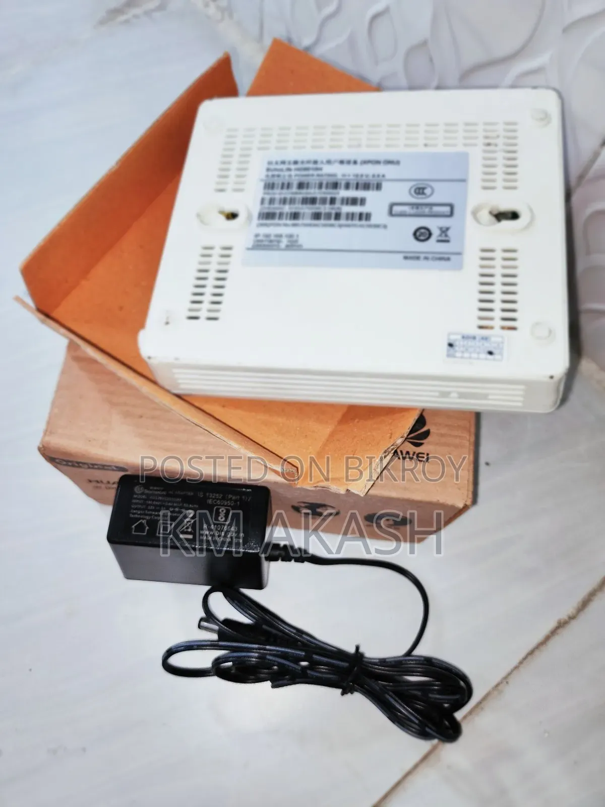 Huawei Xpon ফাইবার ONU রাউটারের জন্য (অরিজিনাল চার্জার সহ)