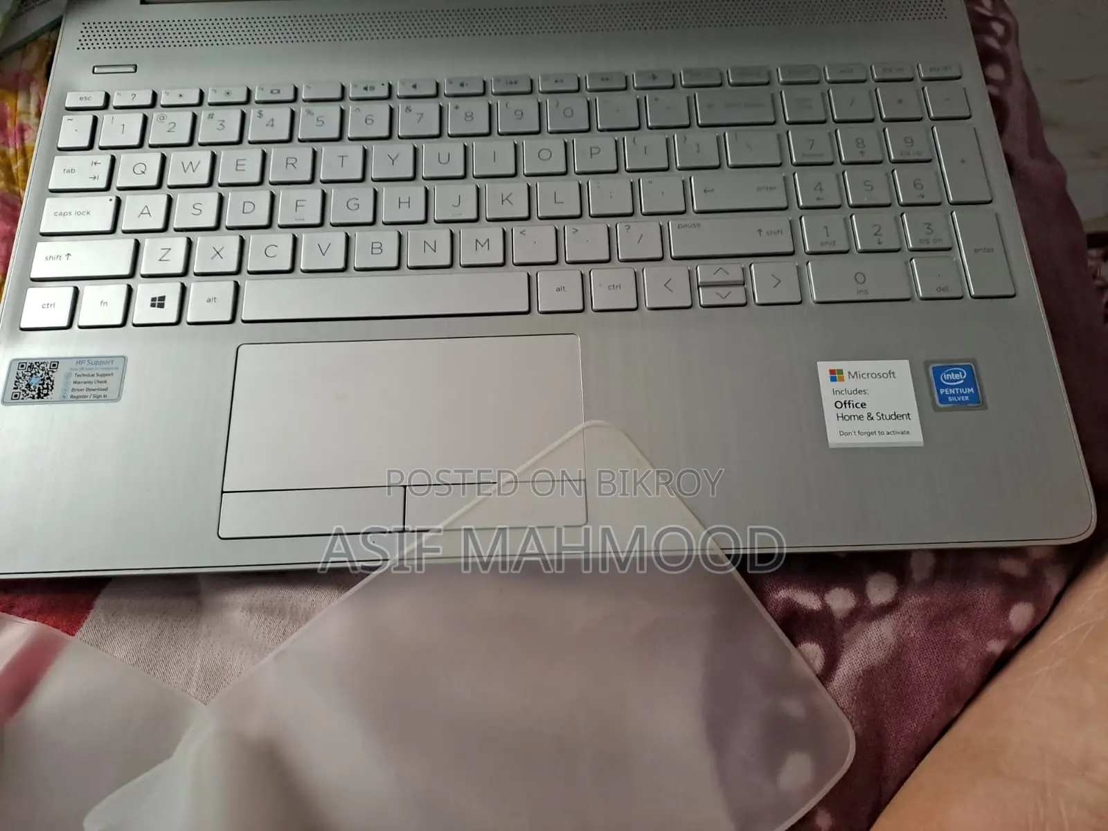ল্যাপটপ HP 15s 4GB ইন্টেল পেন্টিয়াম HDD 1TB