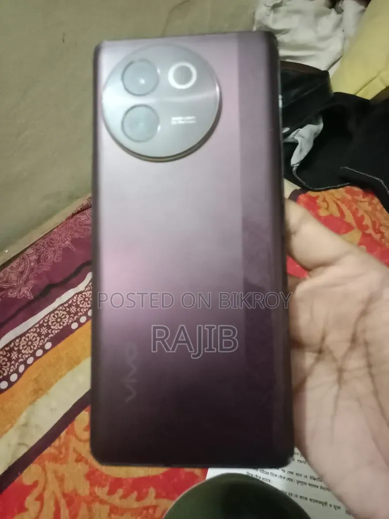 Vivo V30e 256 GB