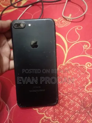 Apple iPhone 7 Plus 32 GB Black