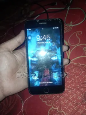 Apple iPhone 7 Plus 32 GB Black