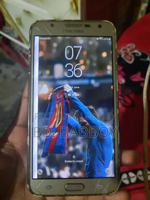 Samsung Galaxy J7 Nxt 16 GB Gold
