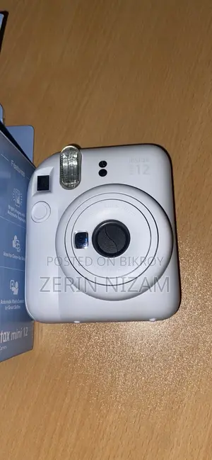 Fujifilm Instax Mini 12