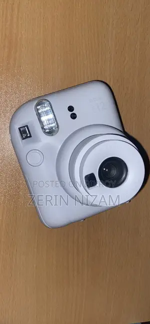Fujifilm Instax Mini 12