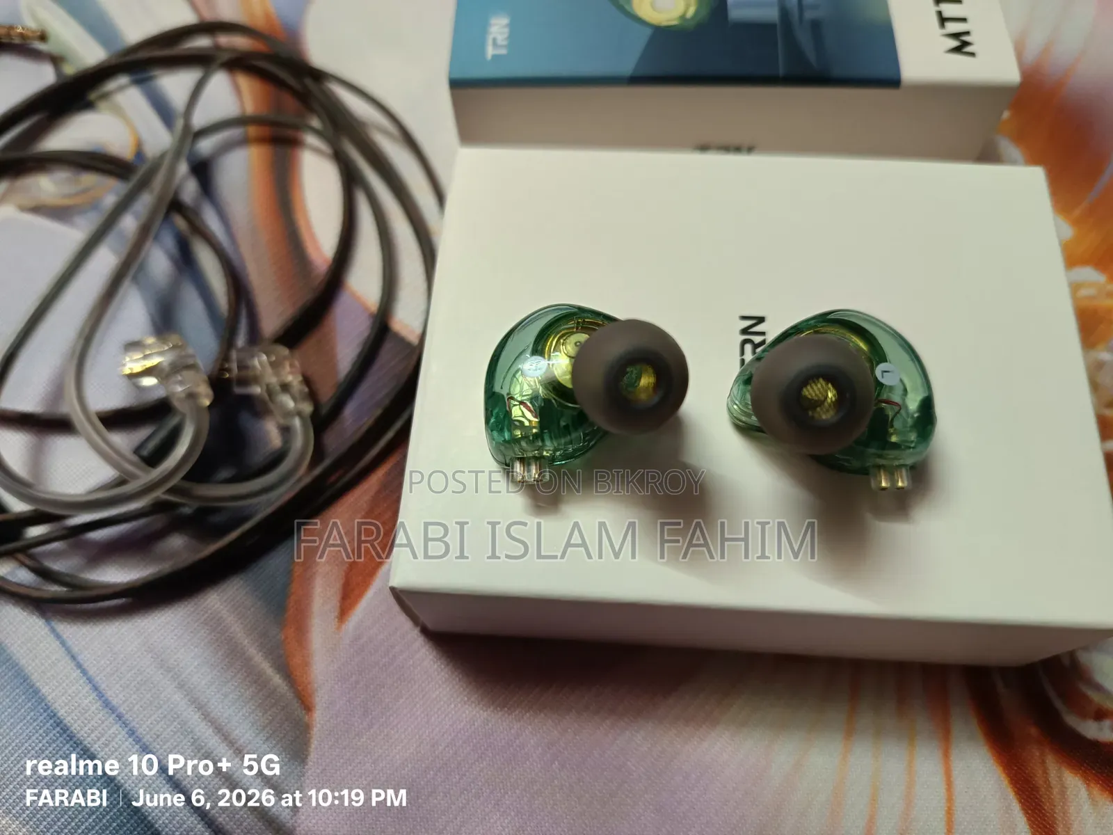 Duel Speaker Earphone. Dynamic Drivers in Ear Monitors