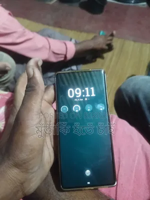 Motorola Moto G85 128 GB Purple