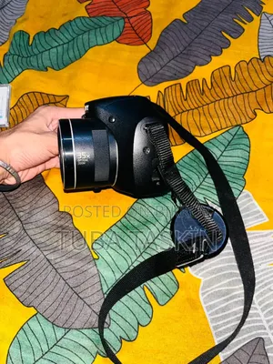 Need some urgent money for medical treatment, camera is completely fresh and good