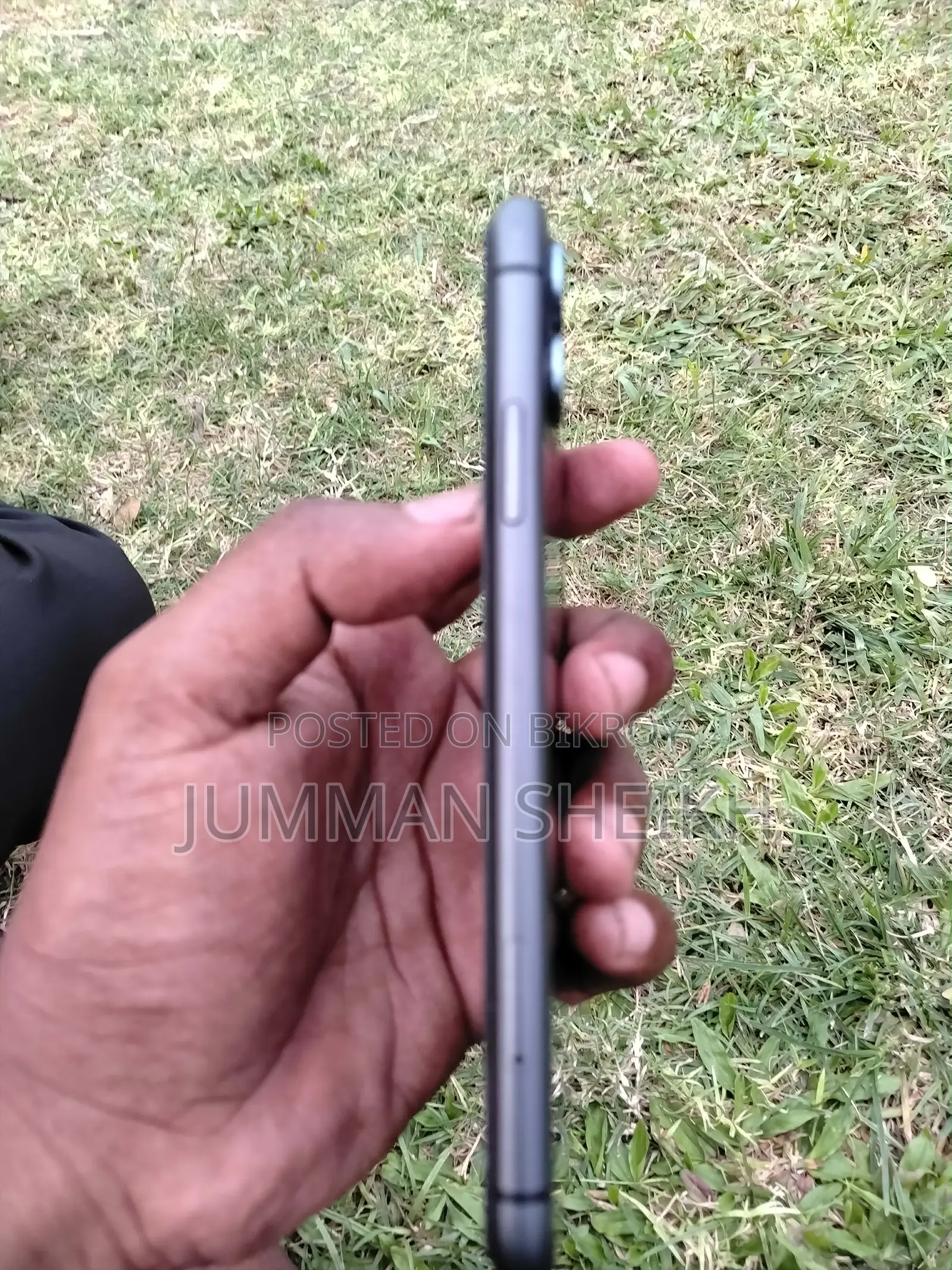 অ্যাপল আইফোন ১১ ৬৪ জিবি কালো