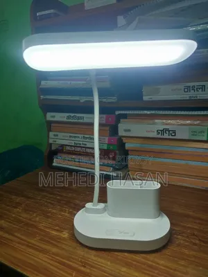 টেবিল লাইট উইথ পেন স্ট্যান্ড
