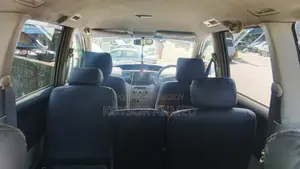 Toyota Noah 2002 Off White