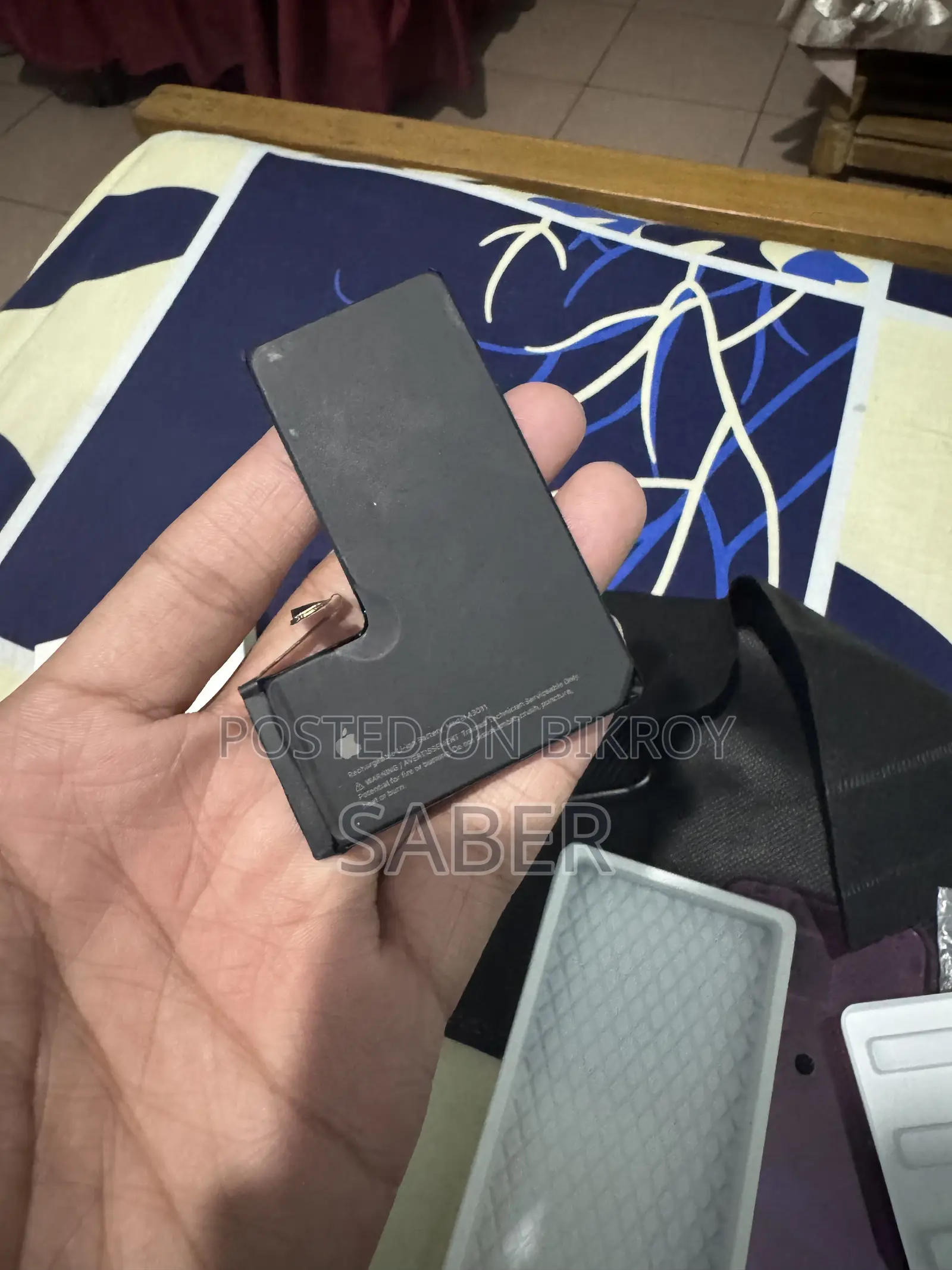 iPhone 15 Pro Original Battery Health 77%
