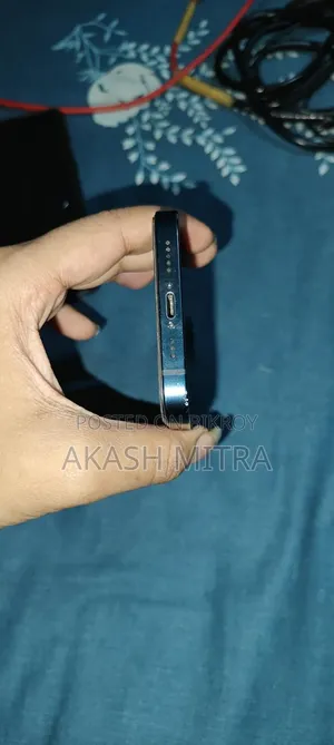 New Apple iPhone 13 128 GB Black