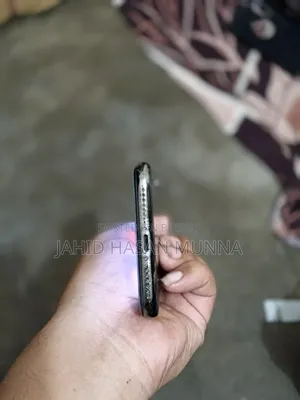অ্যাপল আইফোন এক্স ২৫৬ জিবি ব্ল্যাক