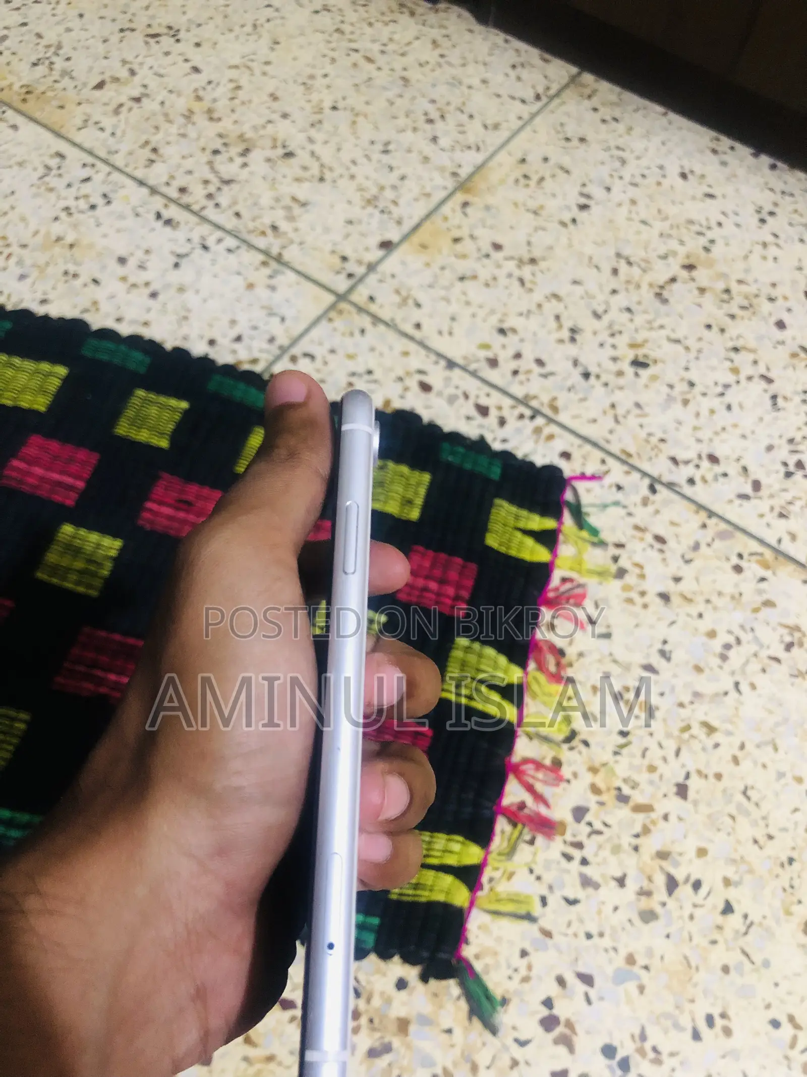 Apple iPhone XR 128 GB White