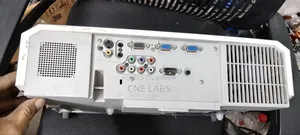 Hitachi Cp-X4020 4000lumens Projector